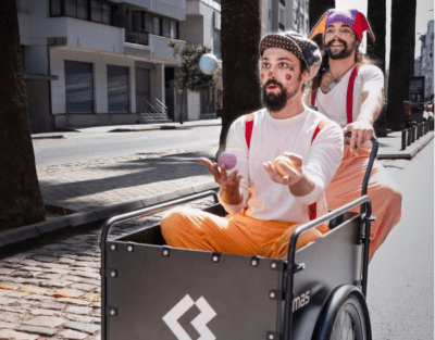Bimas eCargo bakfiets - sfeer clown
