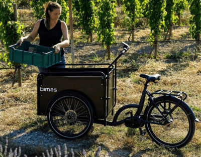 Bimas eCargo bakfiets - sfeer wijngaard werken