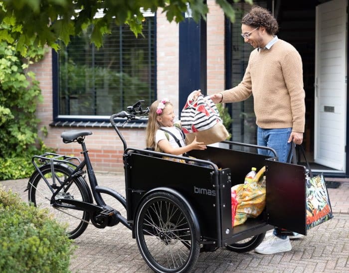 Bakfietscentrale Bimas bakfiets met persoon